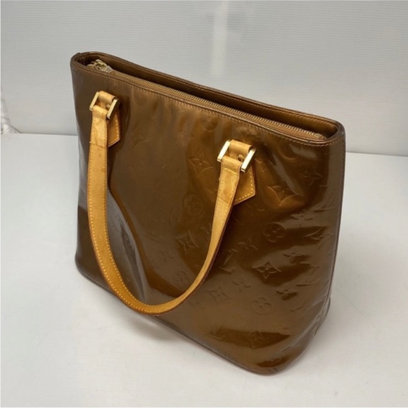 Louis Vuitton Houston Bag - Picture 6 of 17